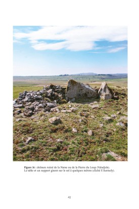 Les monuments mégalithiques et funéraires